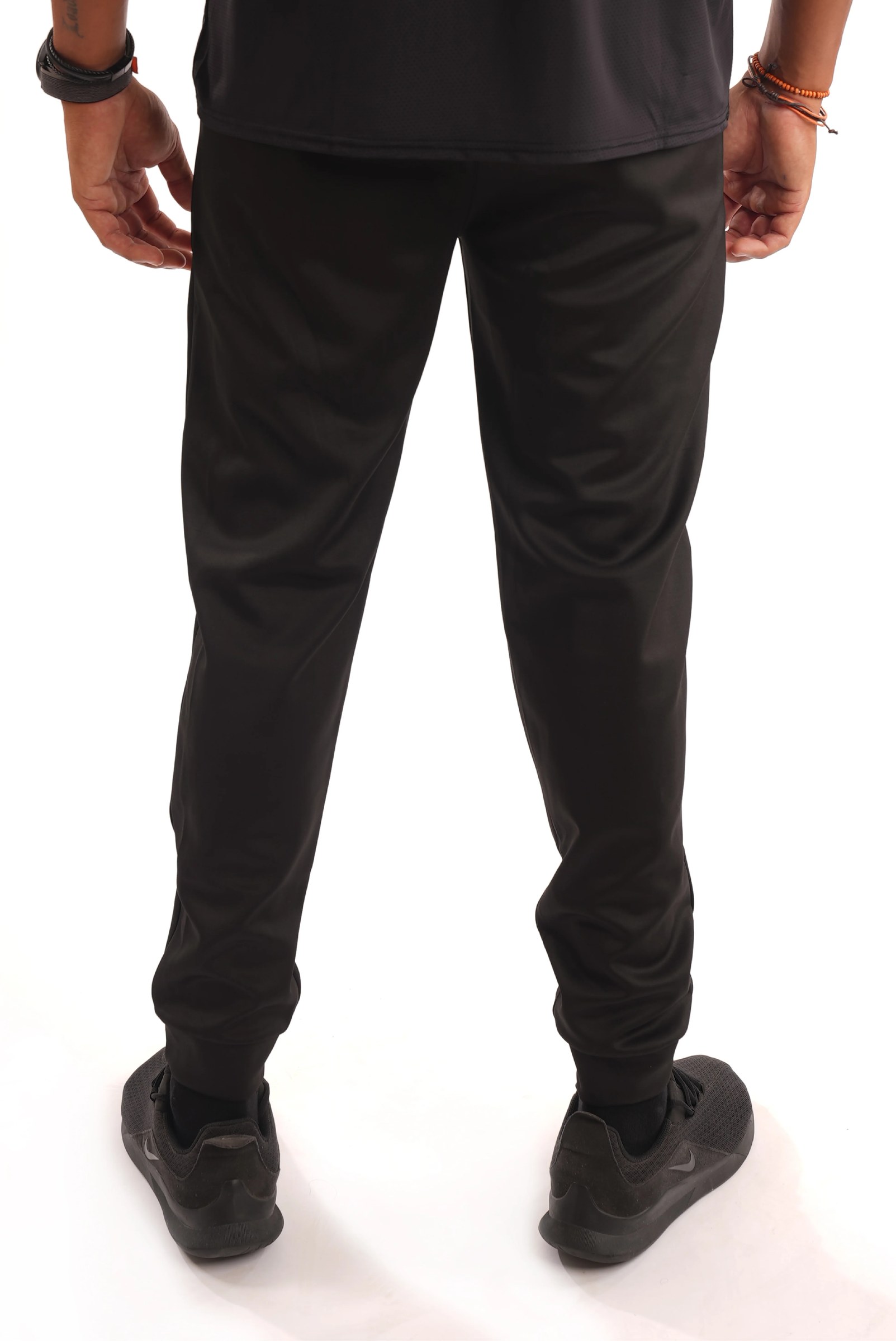 Airfit S25 – Black Apex Track Pants