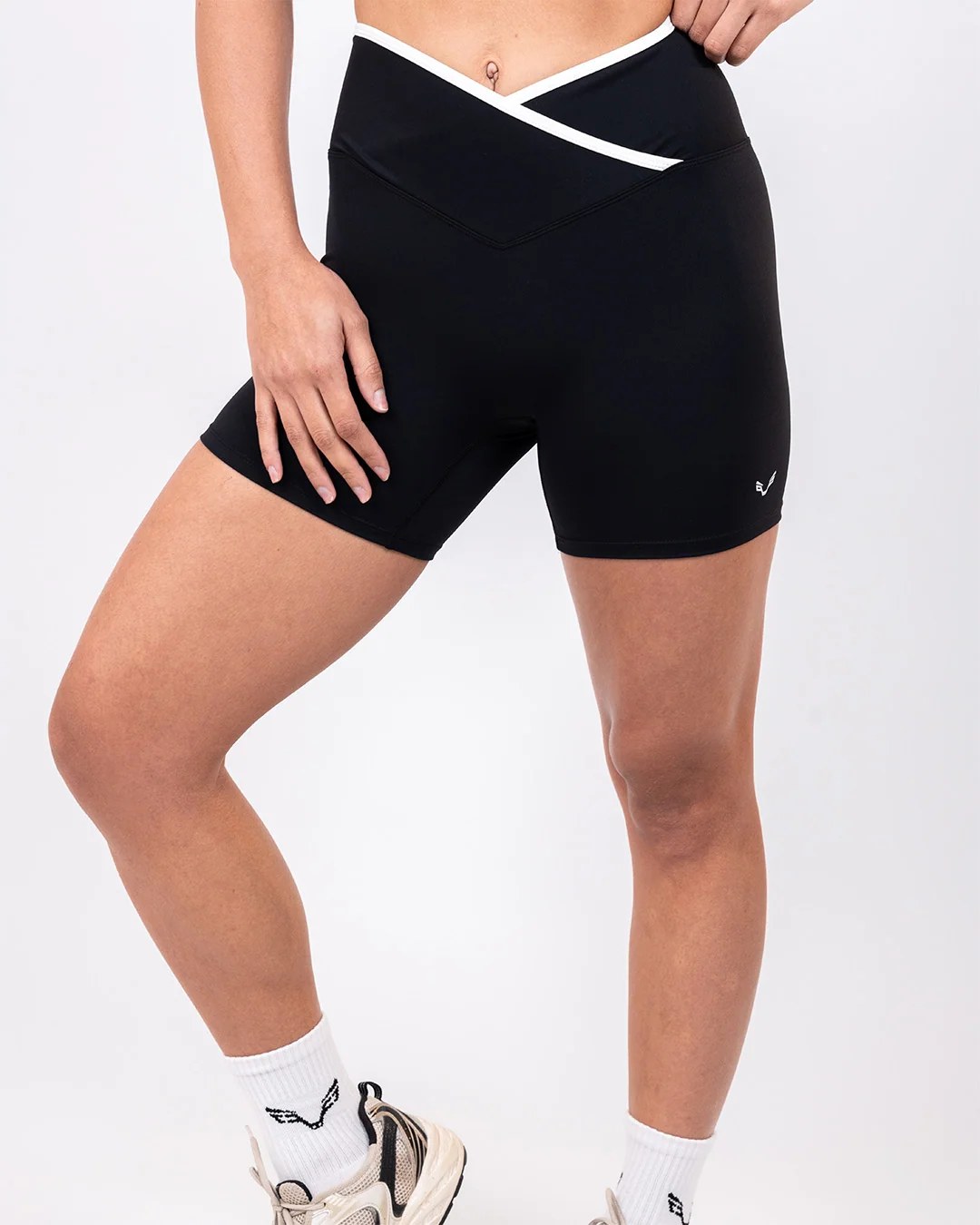 BFEERCE Sculpt V-Waist Performance Shorts