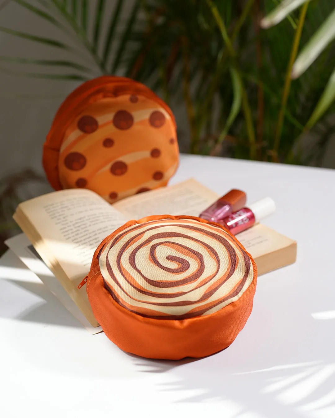 Cream Cinnamon Donut - Makeup Pouch