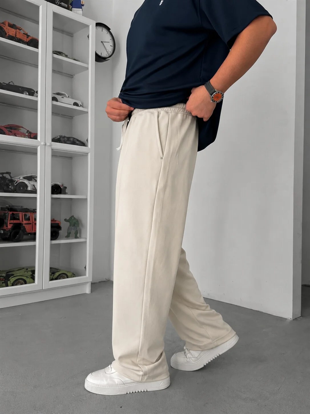 Soft Wide-Leg Pants – Off White