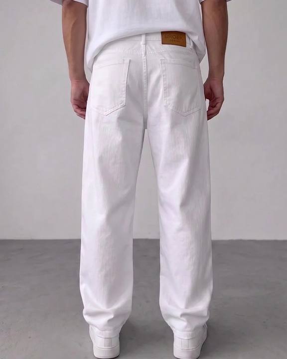 White Relaxed Fit Denim Jeans