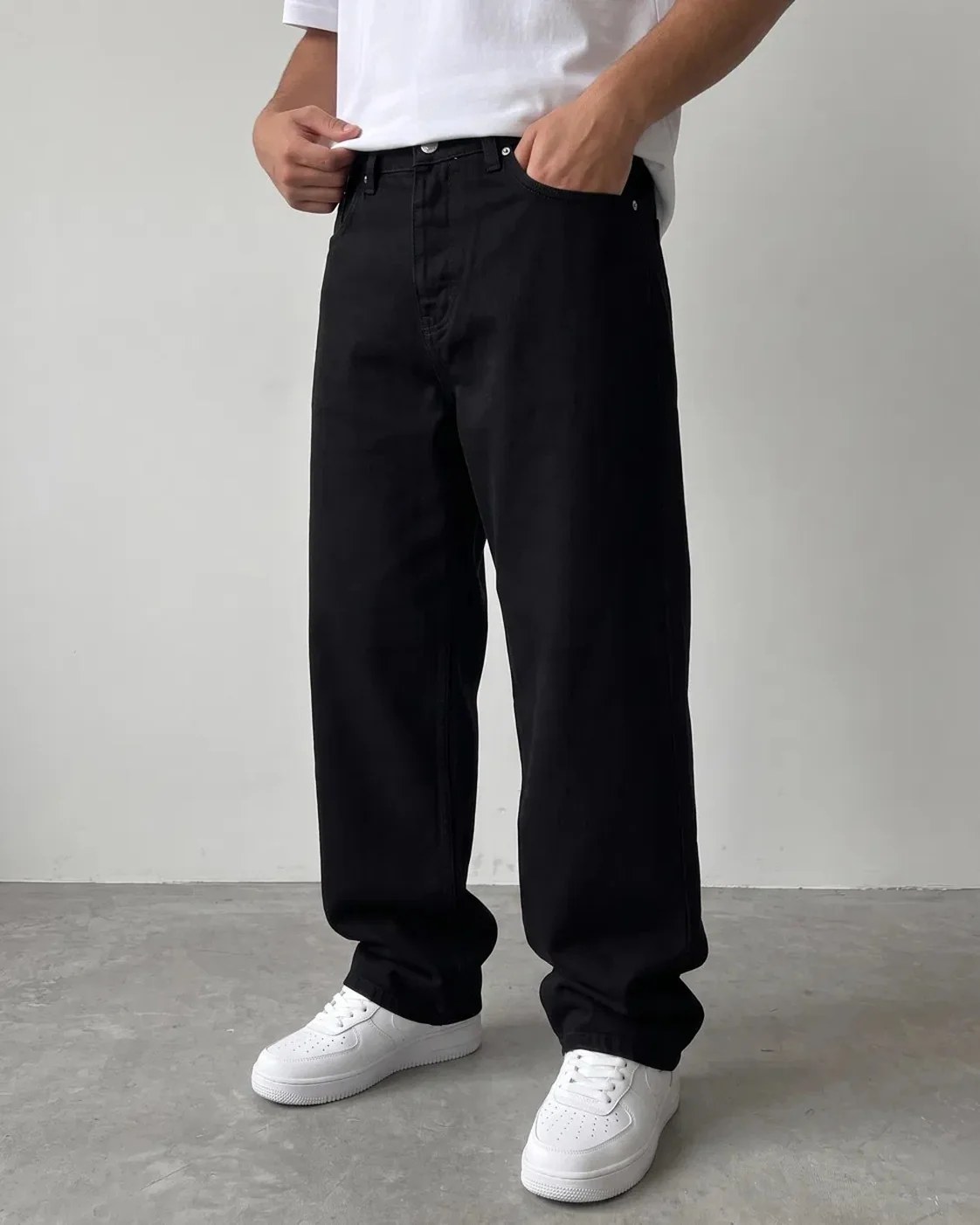Jet Black Relaxed Fit Denim Jeans