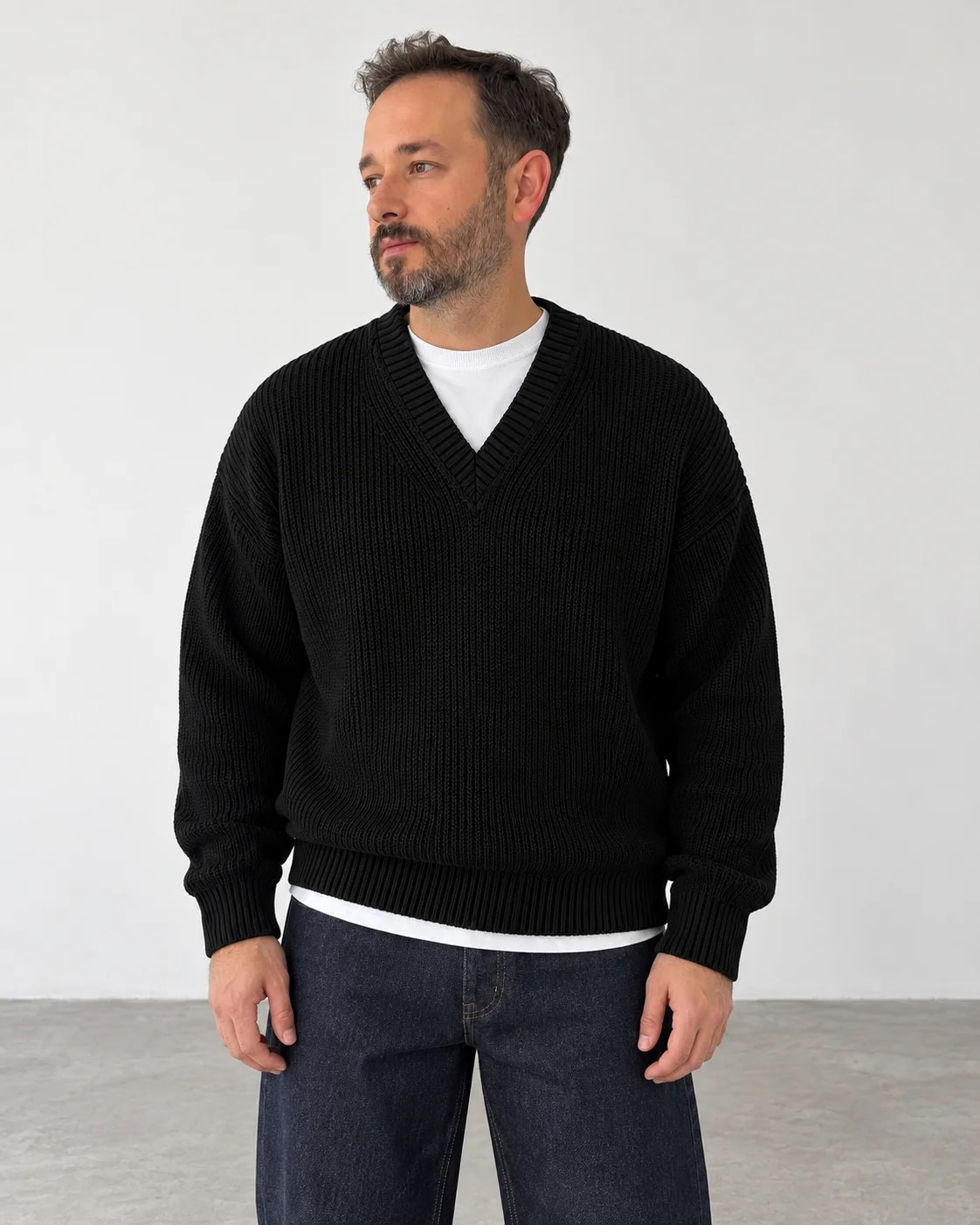 Premium Knitted V-Neck Sweater - Black