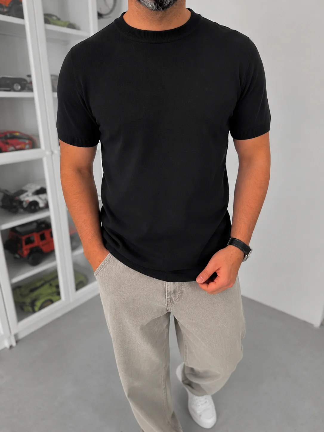 Black Crewneck Knitted Tee