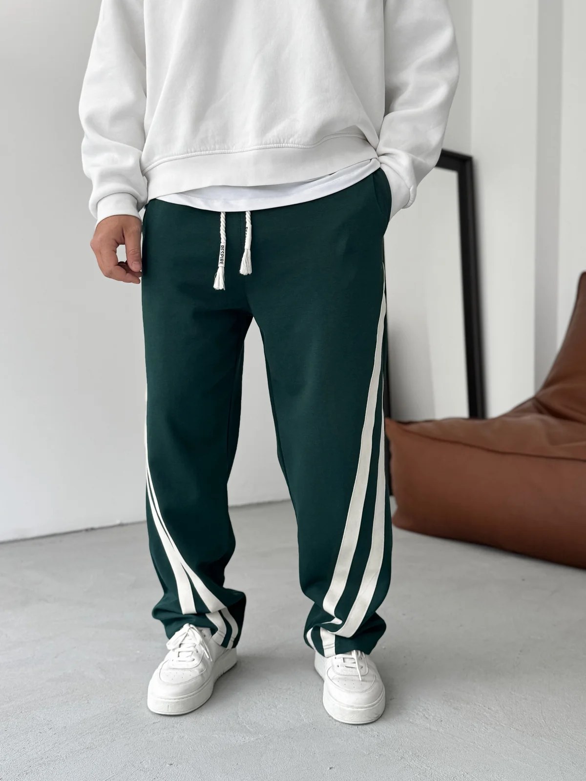Green Oblique Striped Straight Leg Summer Sweatpants