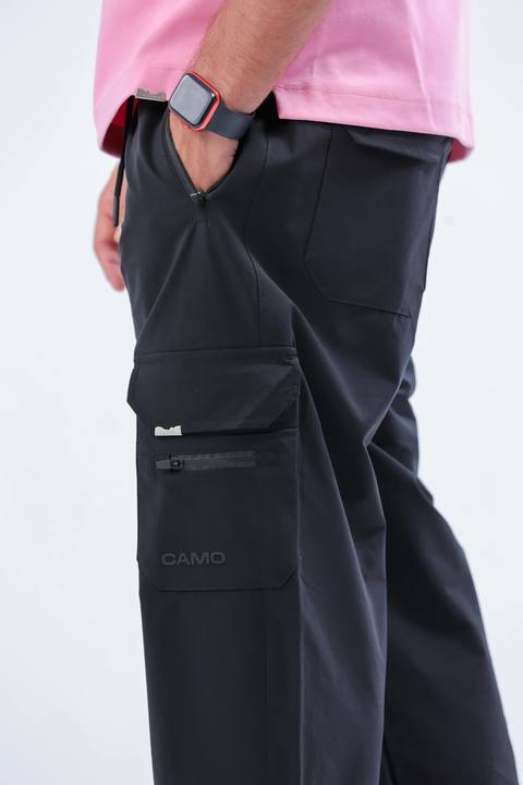 Black Loadout Zip Cargo