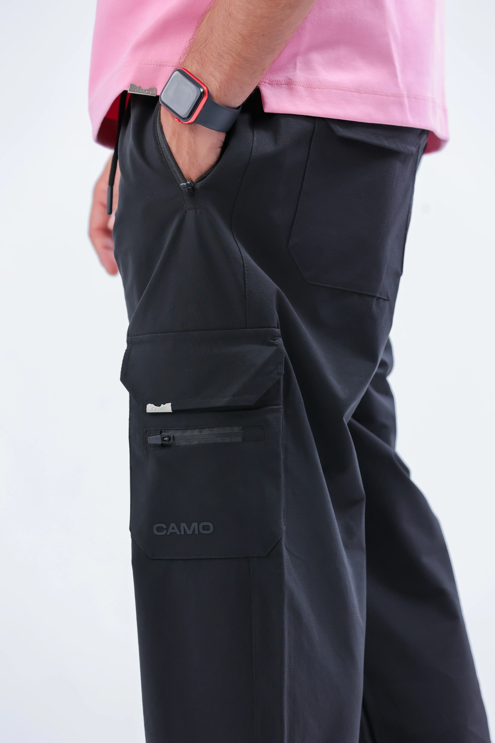 Black Loadout Zip Cargo