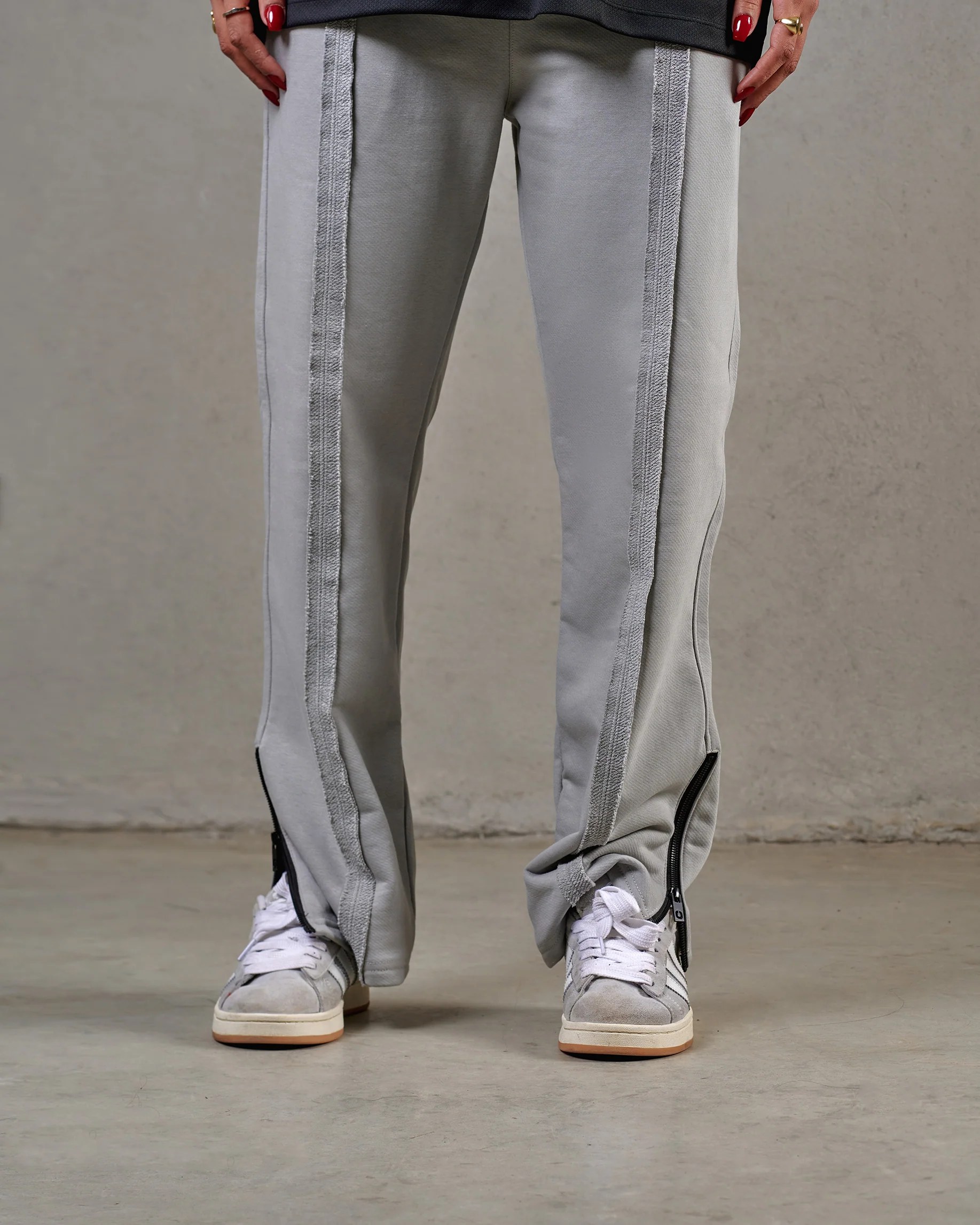 Splitted Pants