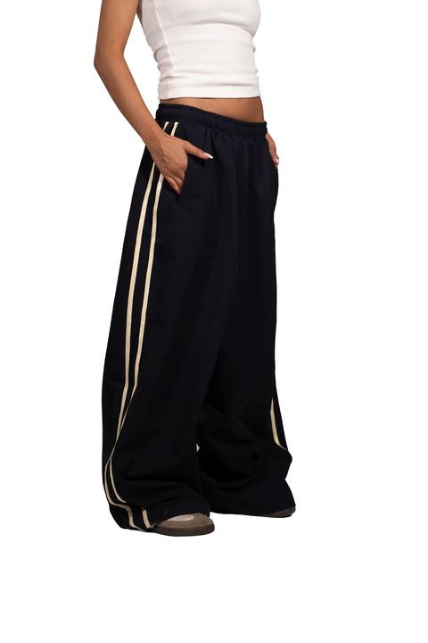Cairo Club Jogger in Navy