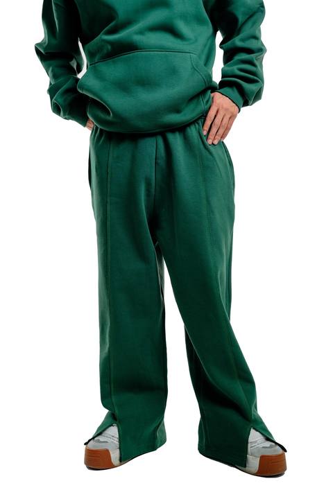 The big pants in green