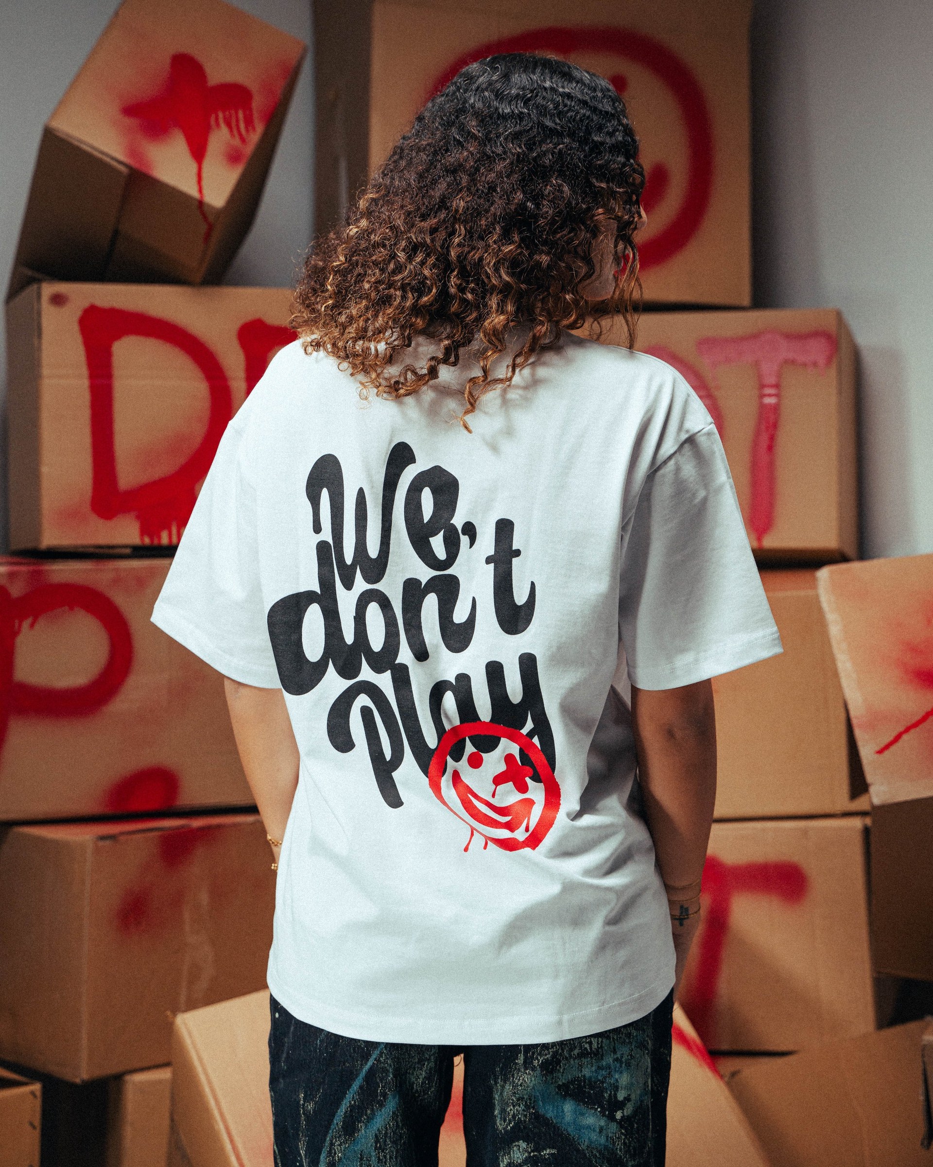 We Don't Play White Oversized T-Shirt unisex