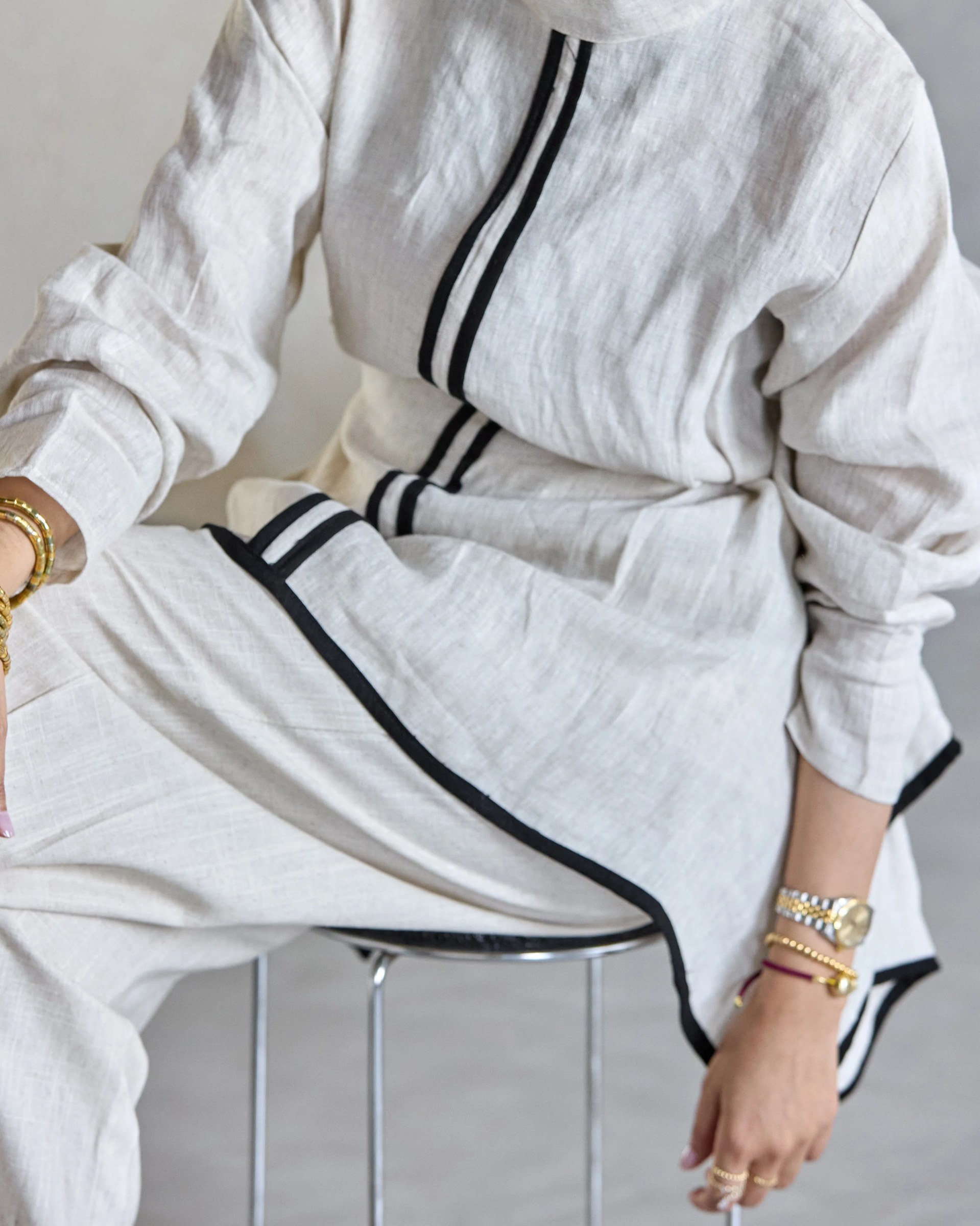 Contrast Line Blouse
