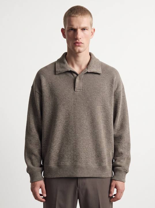TAUPE RIBBED TEXTURED BUTTON POLO SWEATSHIRT W27N