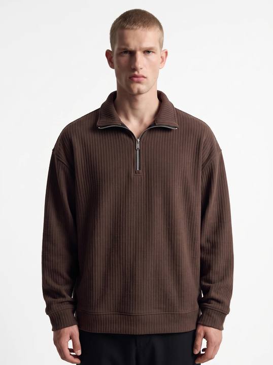 BROWN RIBBED TEXTURED HALF-ZIP OVERSIZED SWEATSHIRT W27N