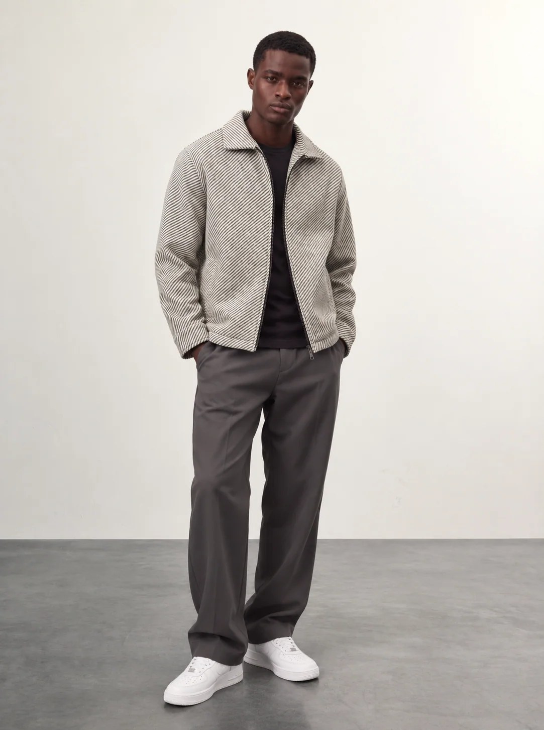 ECRU & CHARCOAL DIAGONAL STRIPE ZIP-UP OVERSHIRT W27N