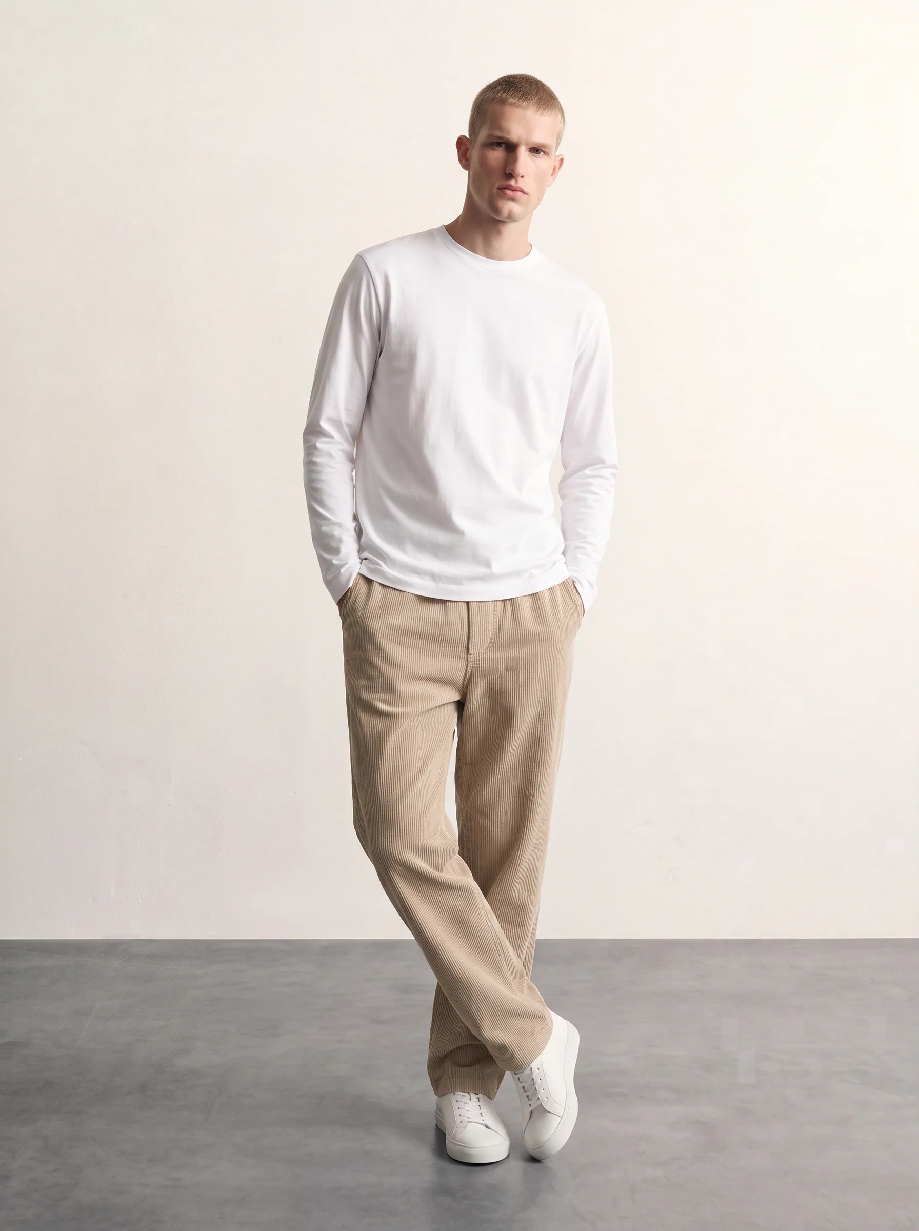 BEIGE CORDUROY STRAIGHT-FIT PANTS W27N
