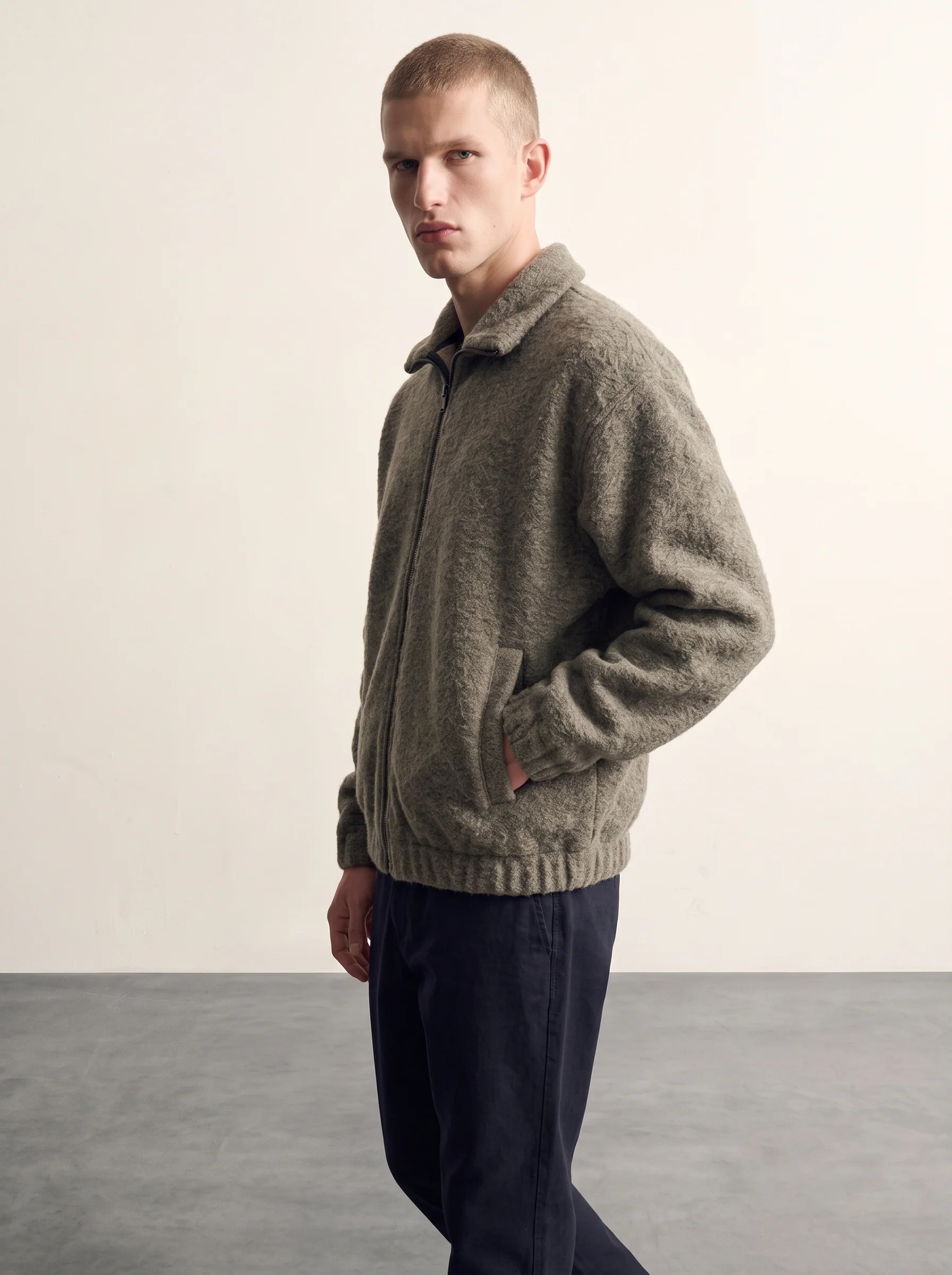 OLIVE BRUSHED WOOL OVERSIZED ZIP-UP JACKET W27N