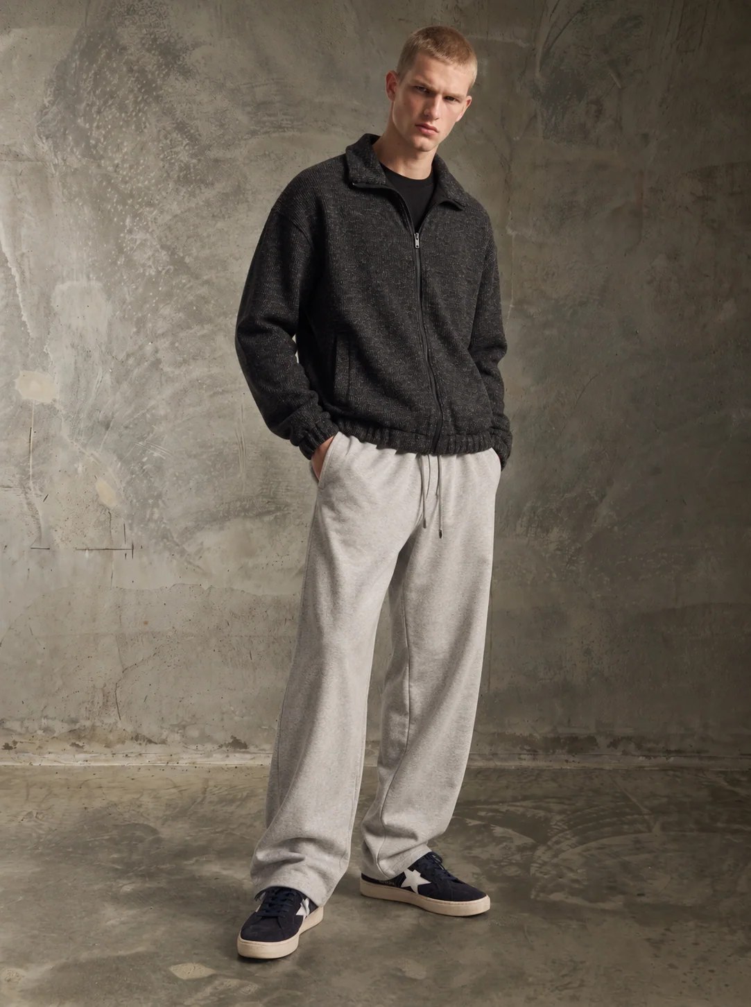 BLACK TEXTURED KNIT ZIP-UP OVERSIZED JACKET W27N