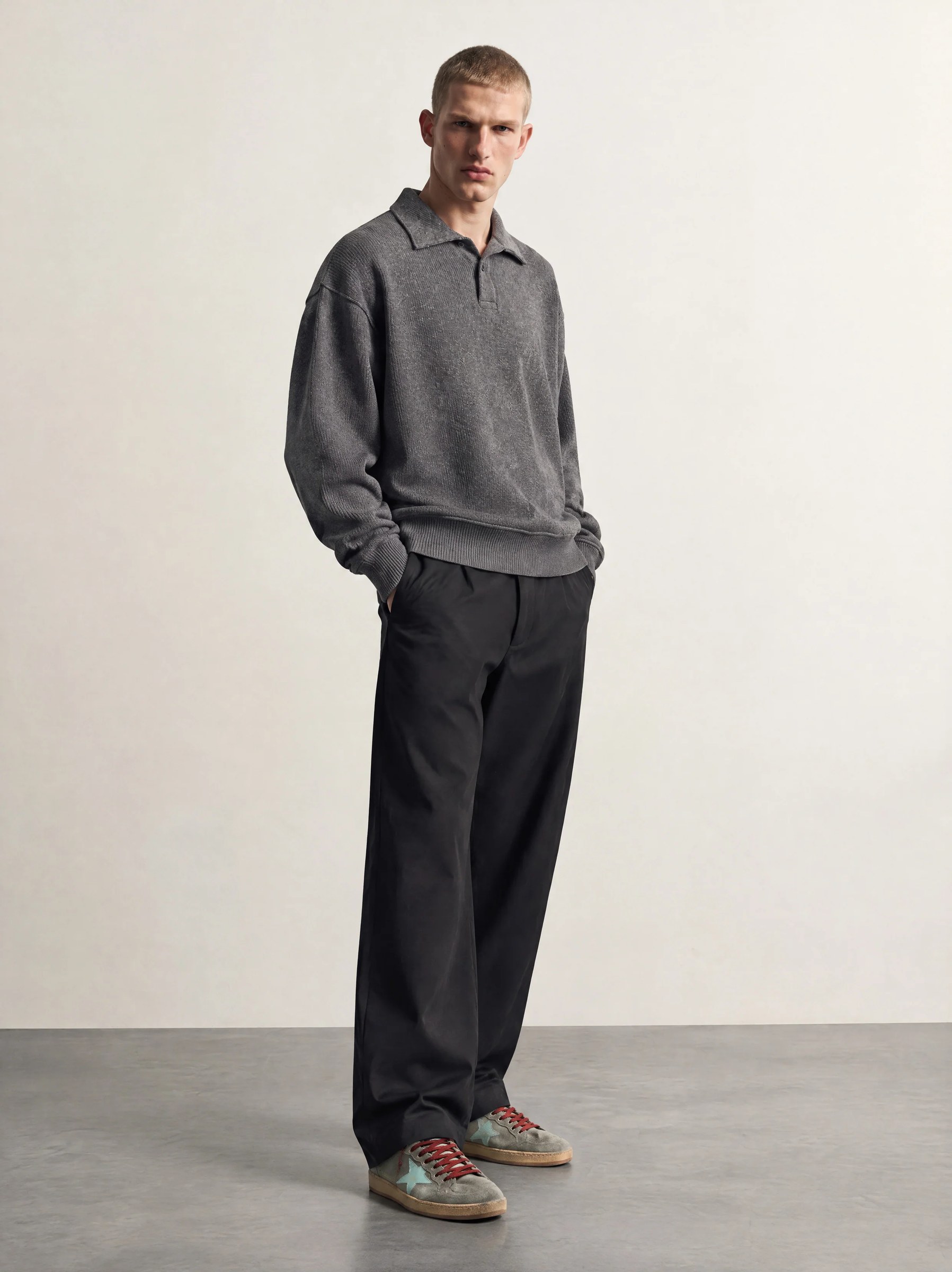 GREY TEXTURED BUTTON OVERSIZED POLO SWEATSHIRT W27N