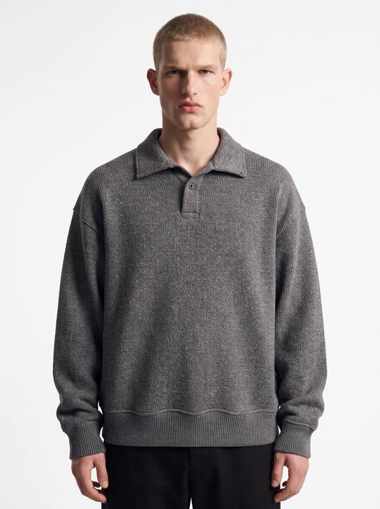 GREY TEXTURED BUTTON POLO SWEATSHIRT W27N