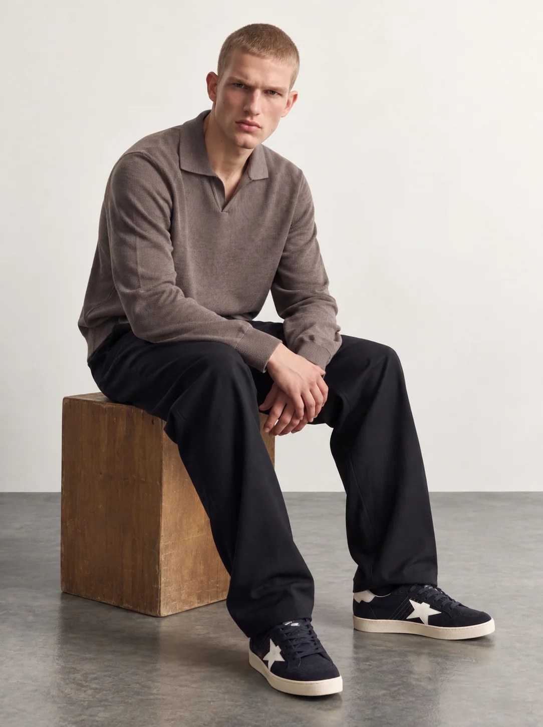TAUPE BROWN SOFT-TOUCH KNIT OPEN-COLLAR POLO SWEATER W27N