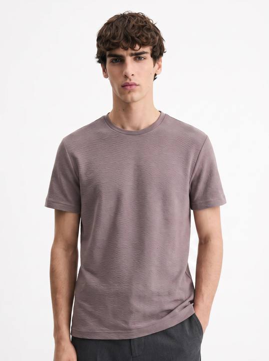 TAUPE TONAL CRINKLE TEXTURE SLIM-FIT T-SHIRT S27