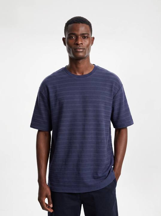 MIDNIGHT NAVY TONAL HORIZONTAL STRIPE OVERSIZED T-SHIRT S27