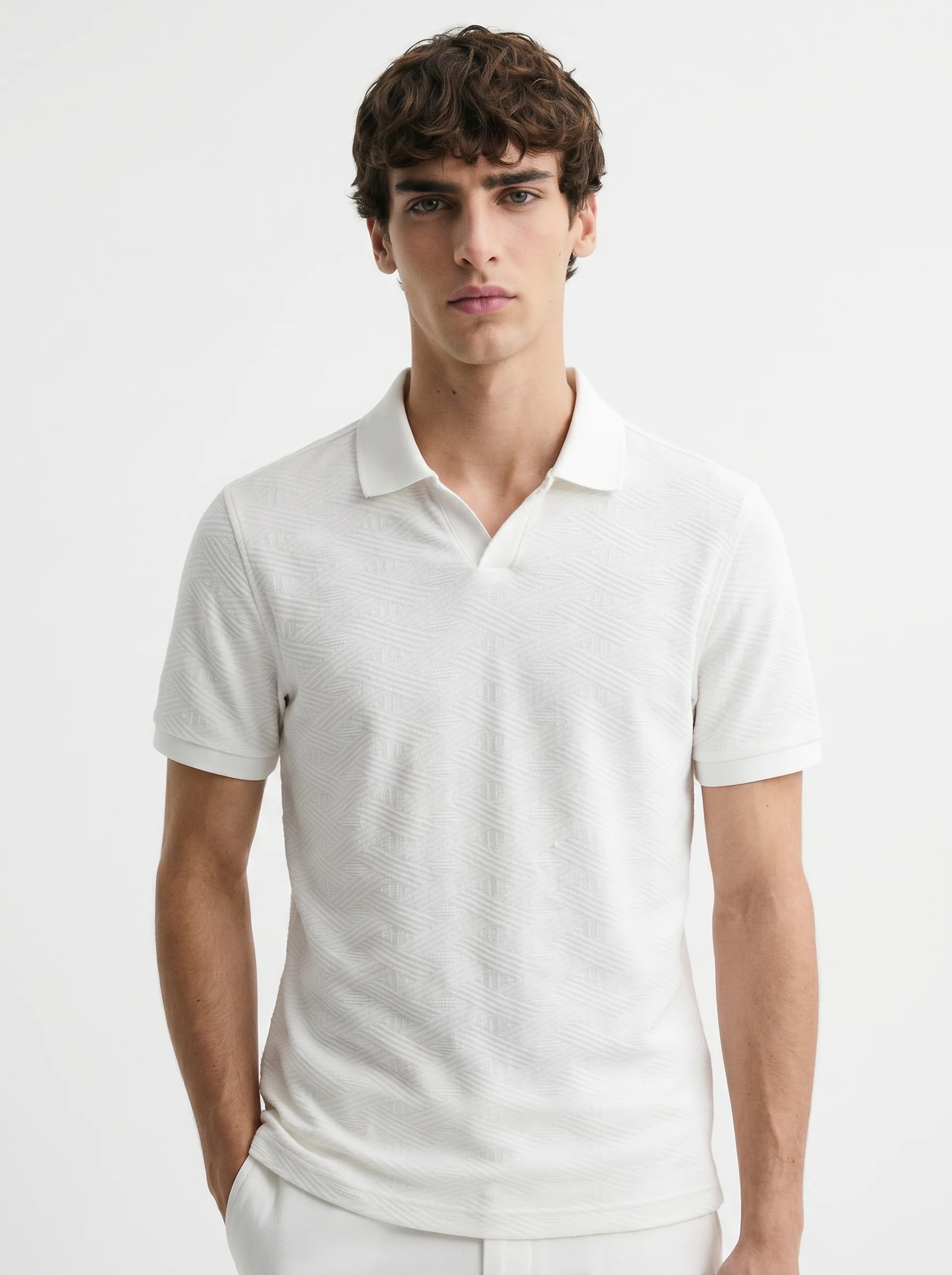 WHITE TONAL JACQUARD OPEN-COLLAR POLO S27