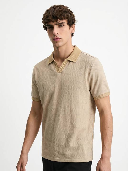 BEIGE TONAL JACQUARD OPEN-COLLAR POLO S27