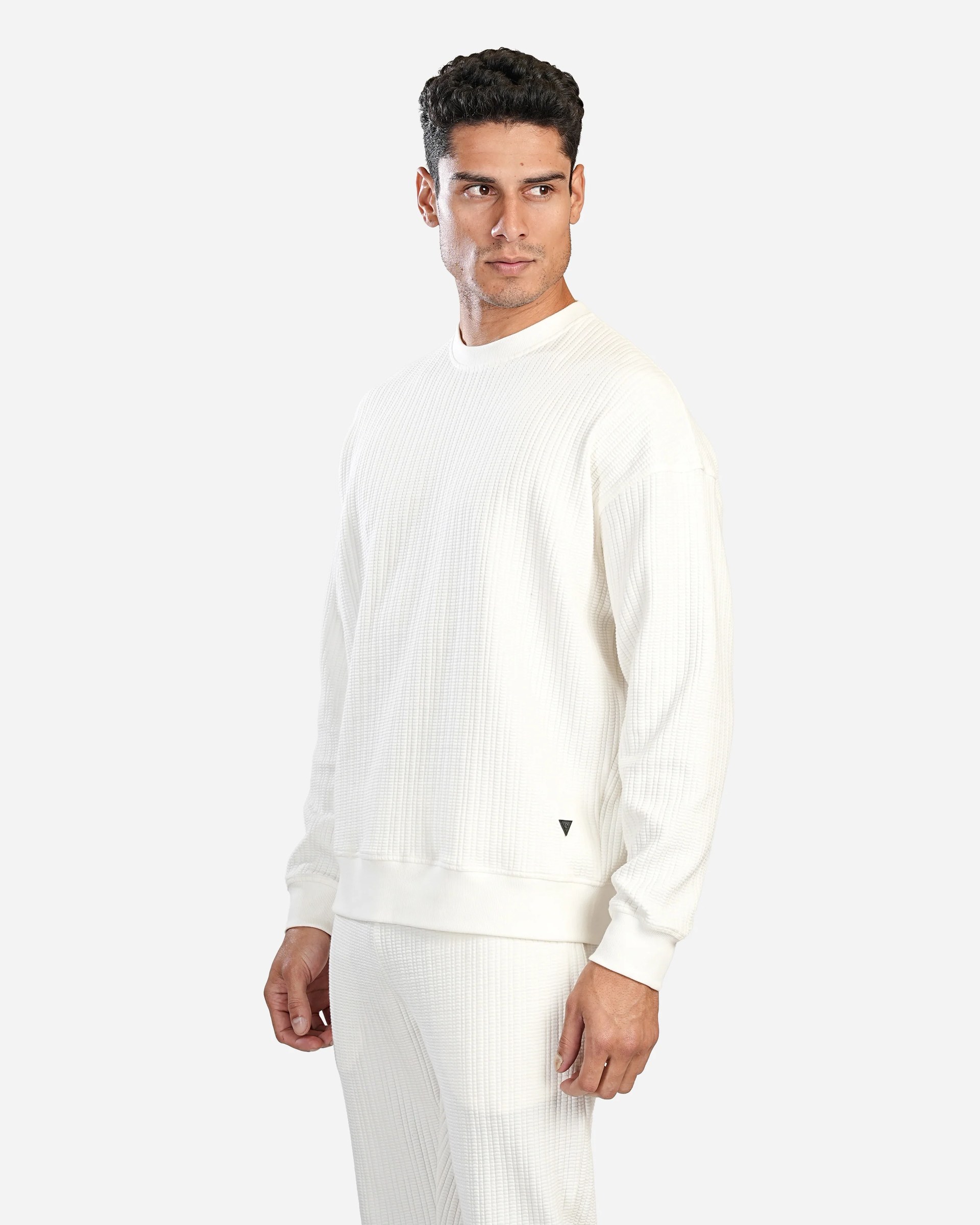 WHITE TEXTURED CREW SWEATSHIRT W26