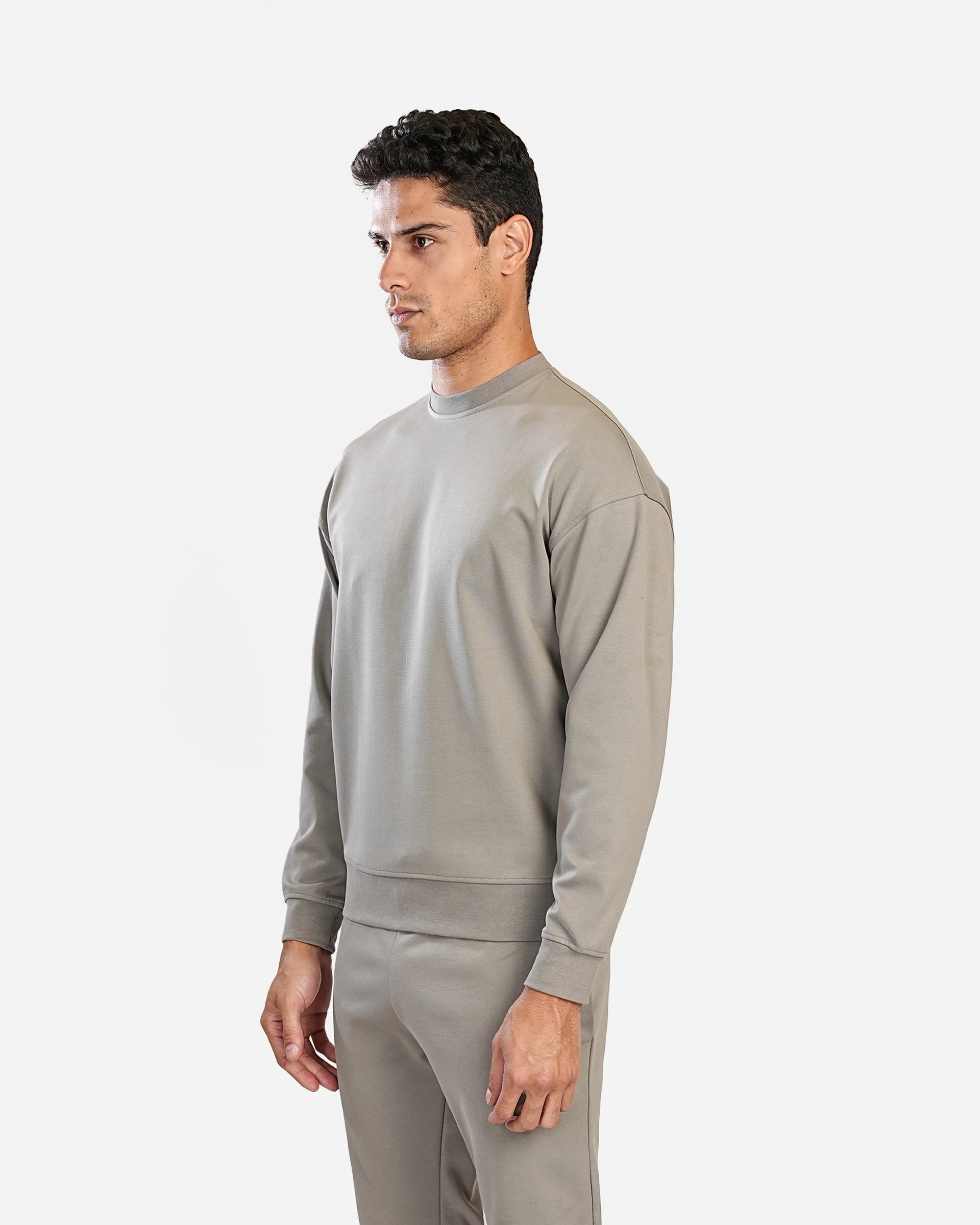 GREY CLOUD CLEAN SILHOUETTE OVERSIZED CREW SWEATSHIRT W26