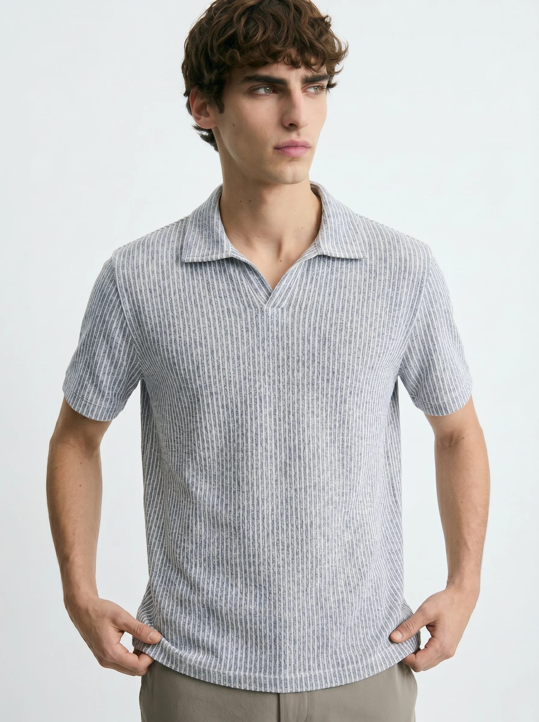 SKYBLUE STRIPE TEXTURED KNIT POLO SHIRT S27