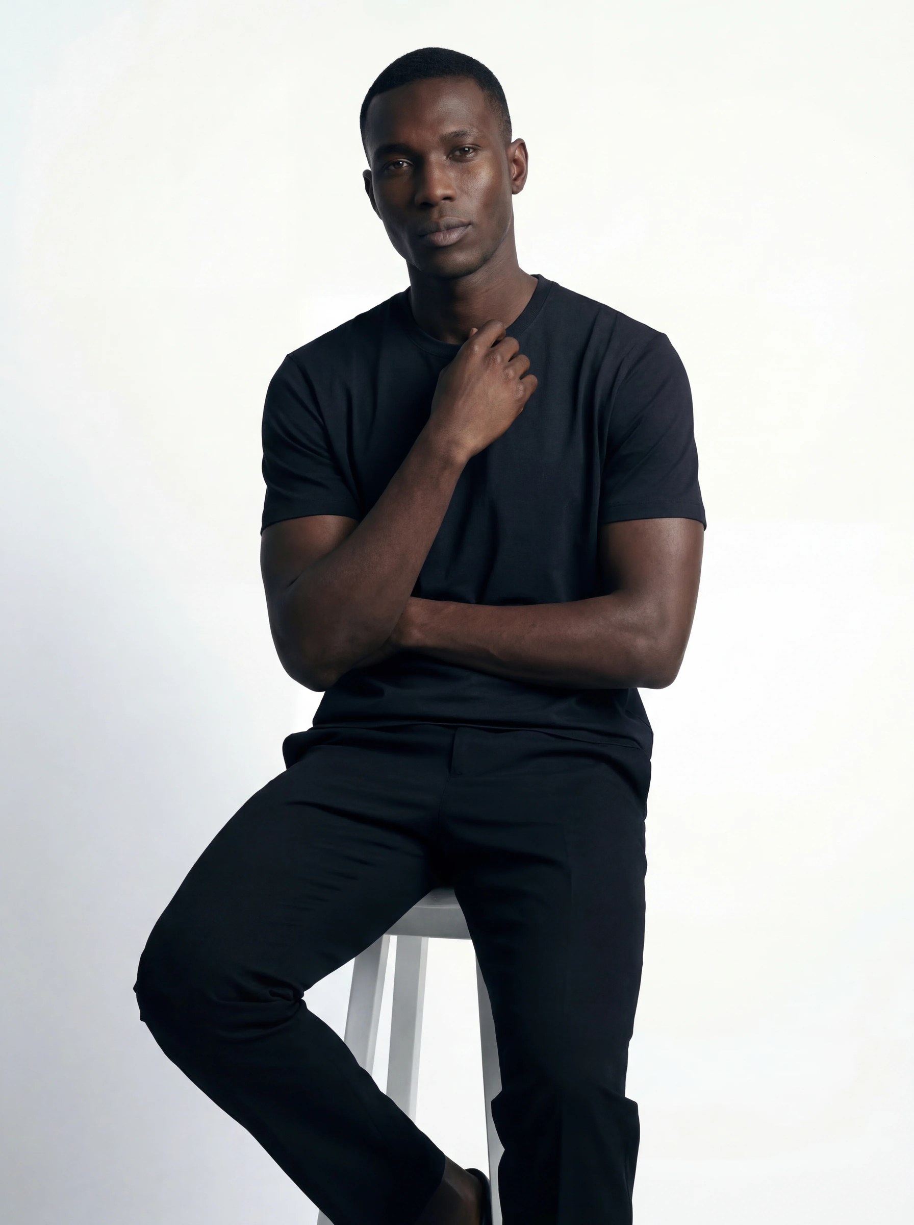 BLACK CORE SLIM BASIC T-SHIRT S27