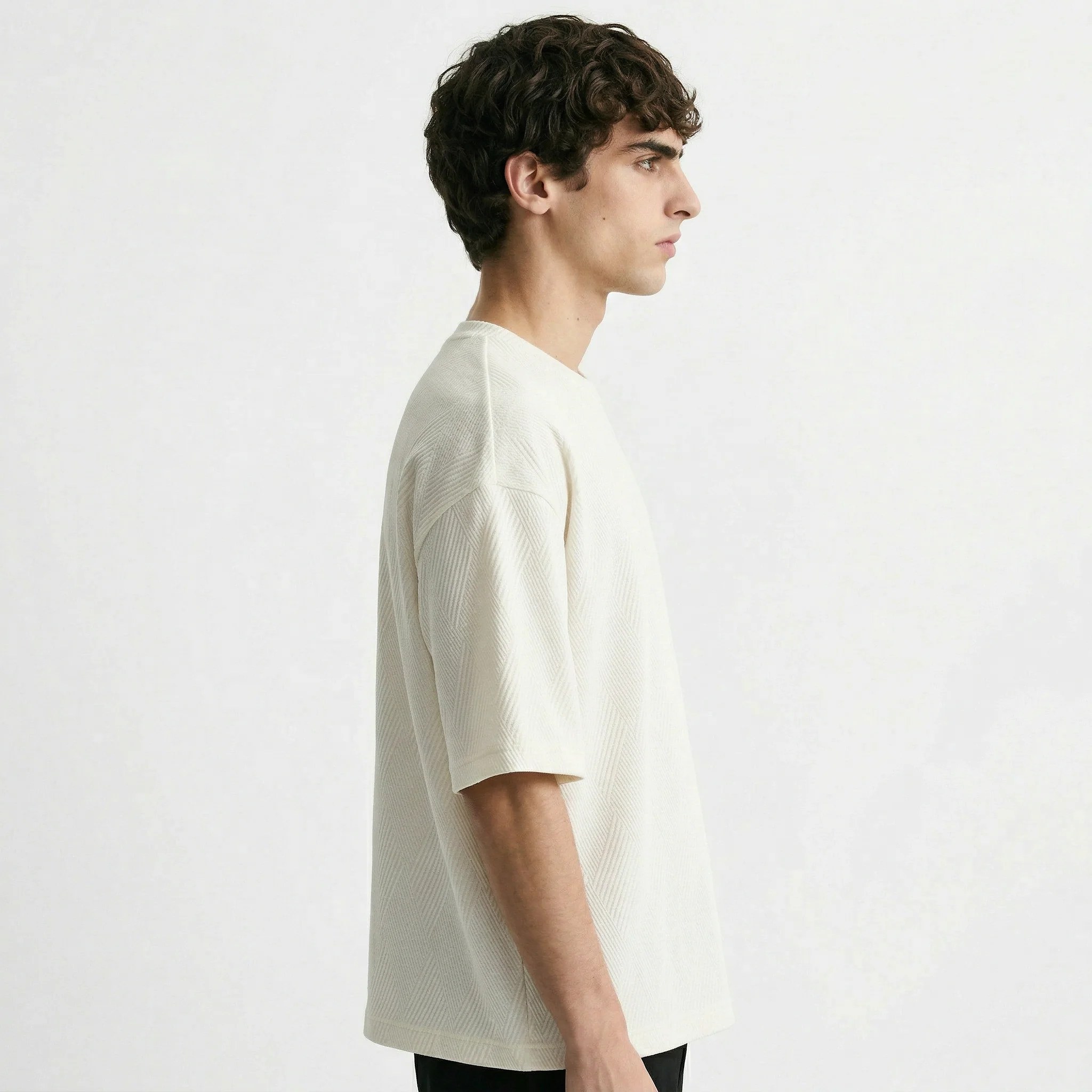 IVORY DIAMOND TEXTURED OVERSIZED T-SHIRT S27