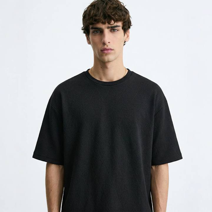 BLACK DIAMOND TEXTURED OVERSIZED T-SHIRT S27