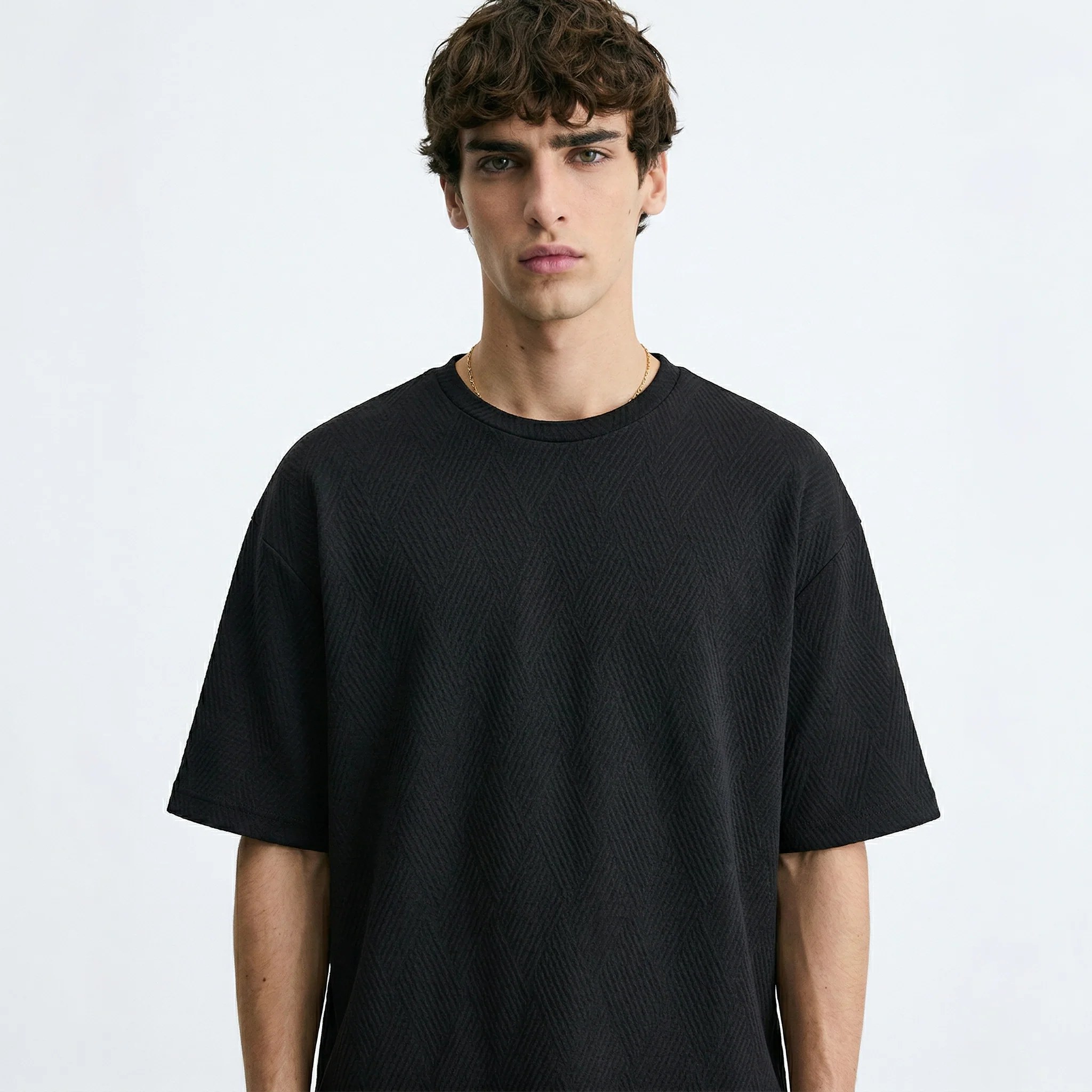 BLACK DIAMOND TEXTURED OVERSIZED T-SHIRT S27