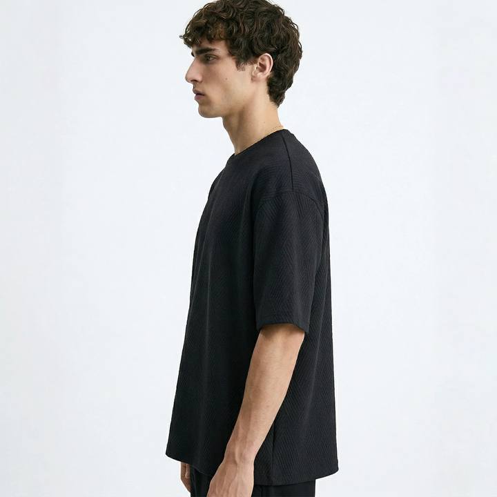 BLACK DIAMOND TEXTURED OVERSIZED T-SHIRT S27