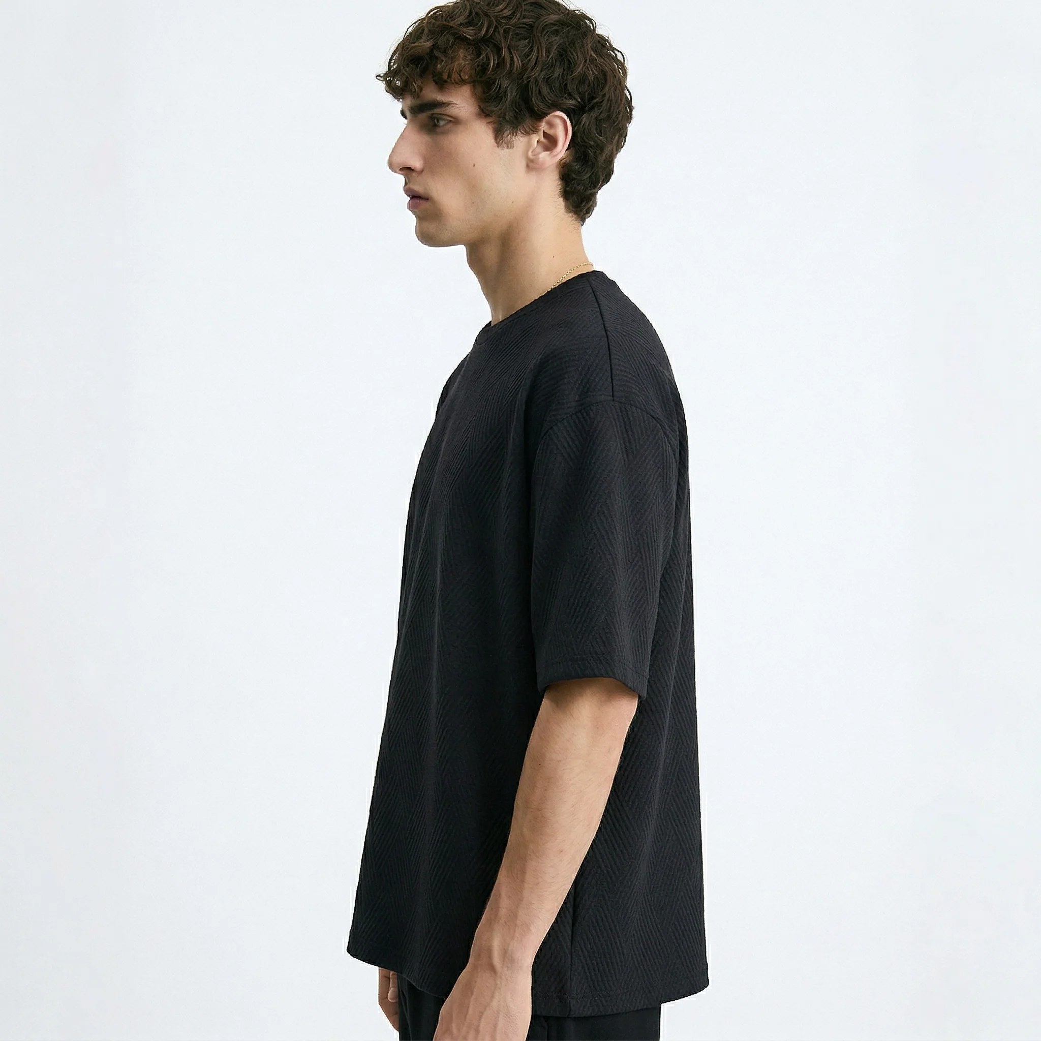 BLACK DIAMOND TEXTURED OVERSIZED T-SHIRT S27