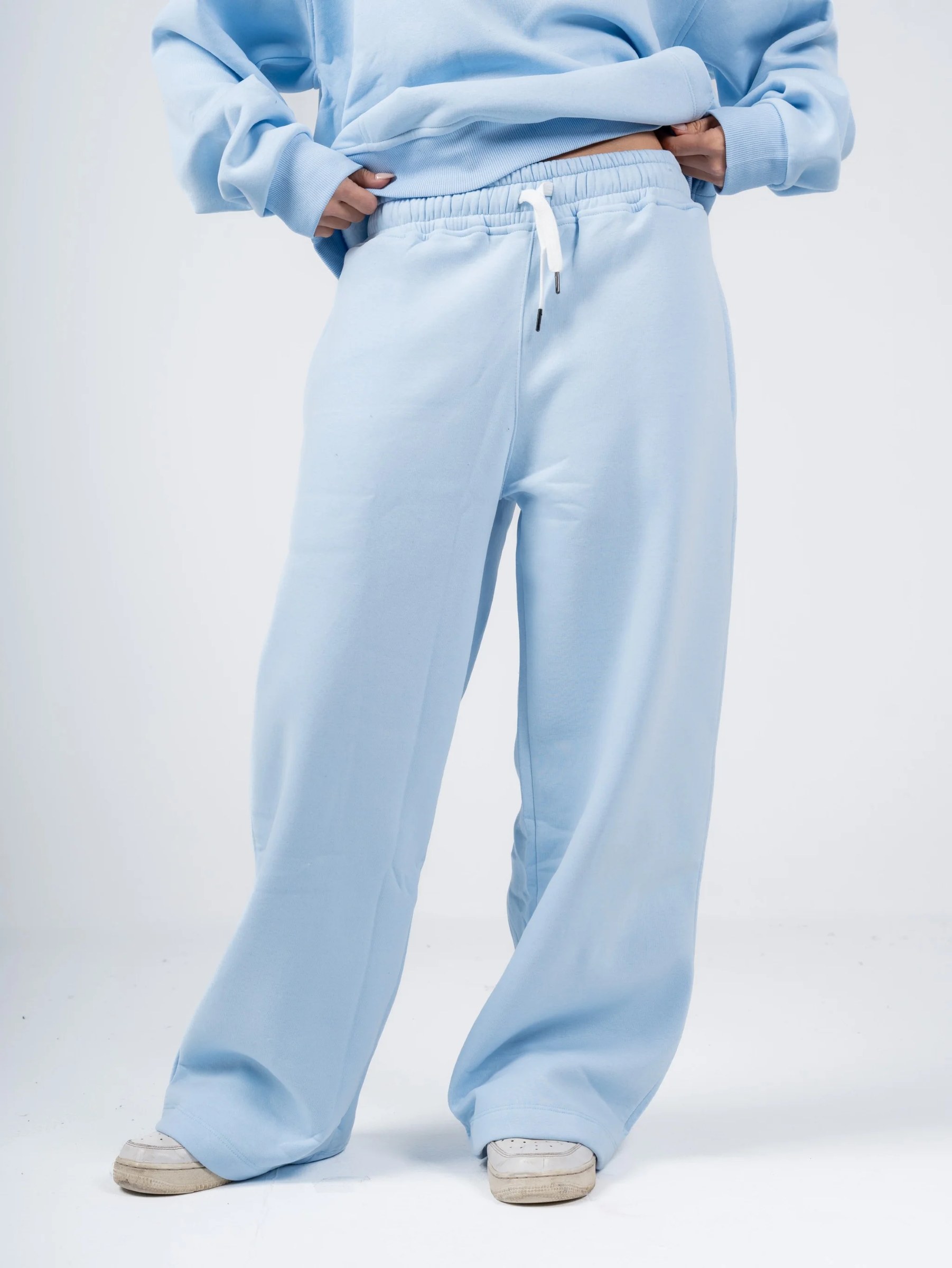 BABY BLUE WIDE LEG SWEATPANTS