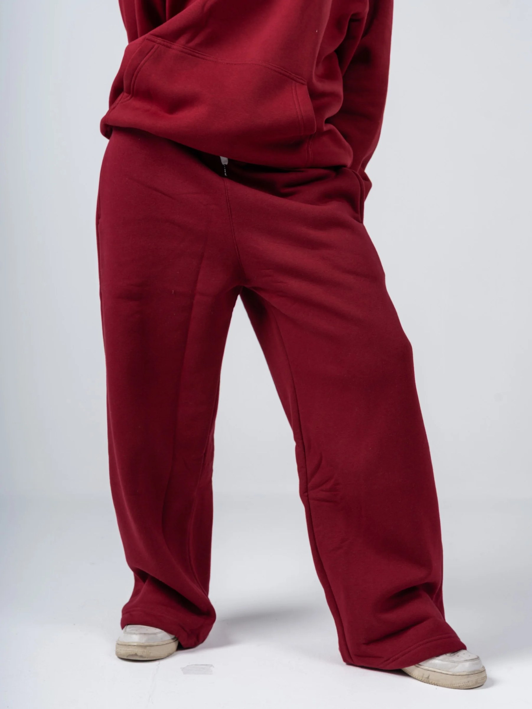 BURGUNDY WIDE LEG SWEATPANTS