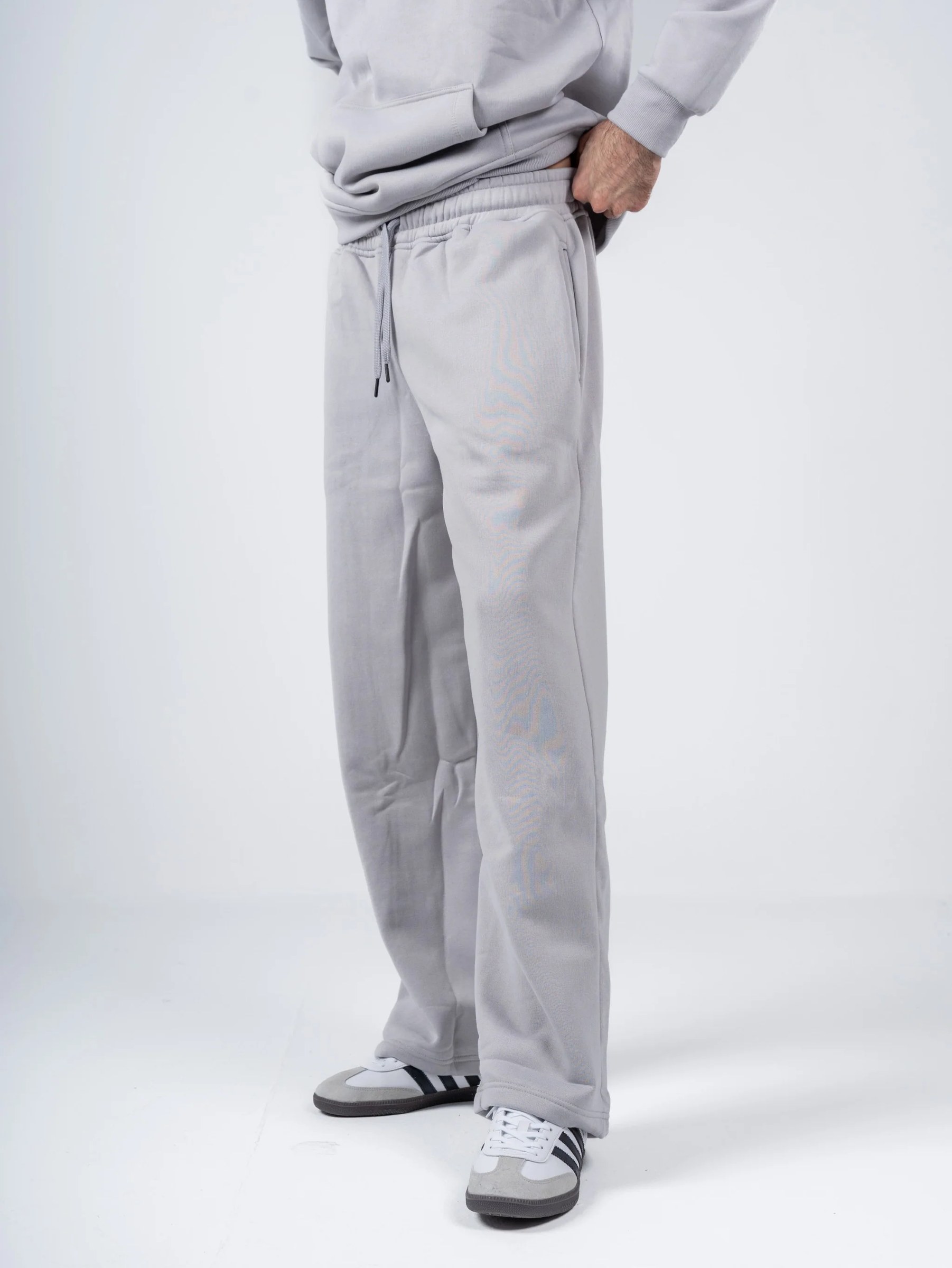 SILVER WIDE LEG SWEATPANTS