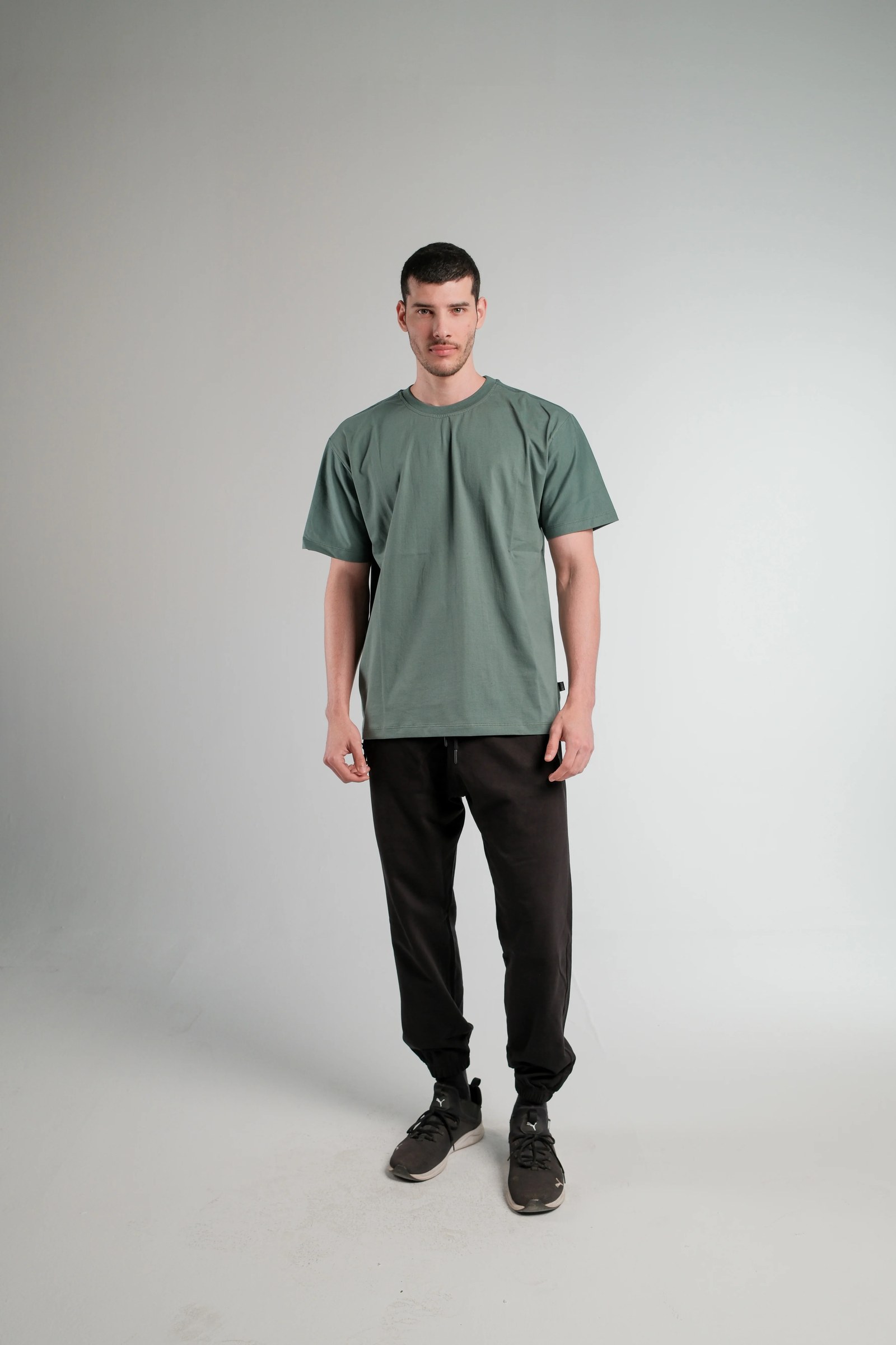 OLIVE REGULAR FIT T-SHIRT