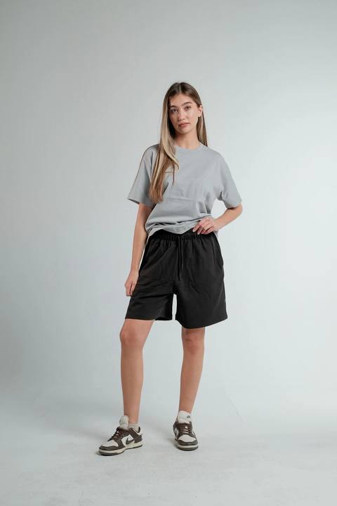 BLACK SWEATSHORT