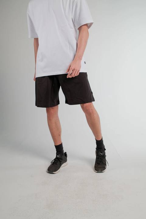 BLACK SWEATSHORT
