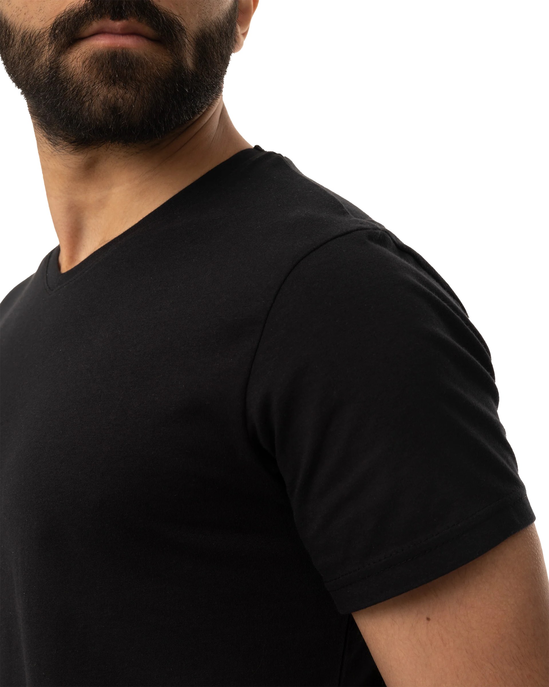 V-NECK BLACK