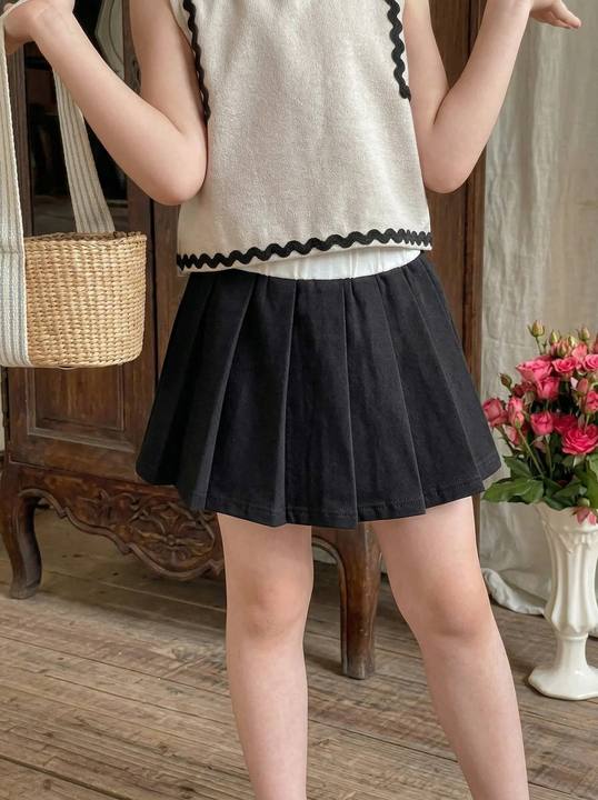 Girls Pleated Skirt
