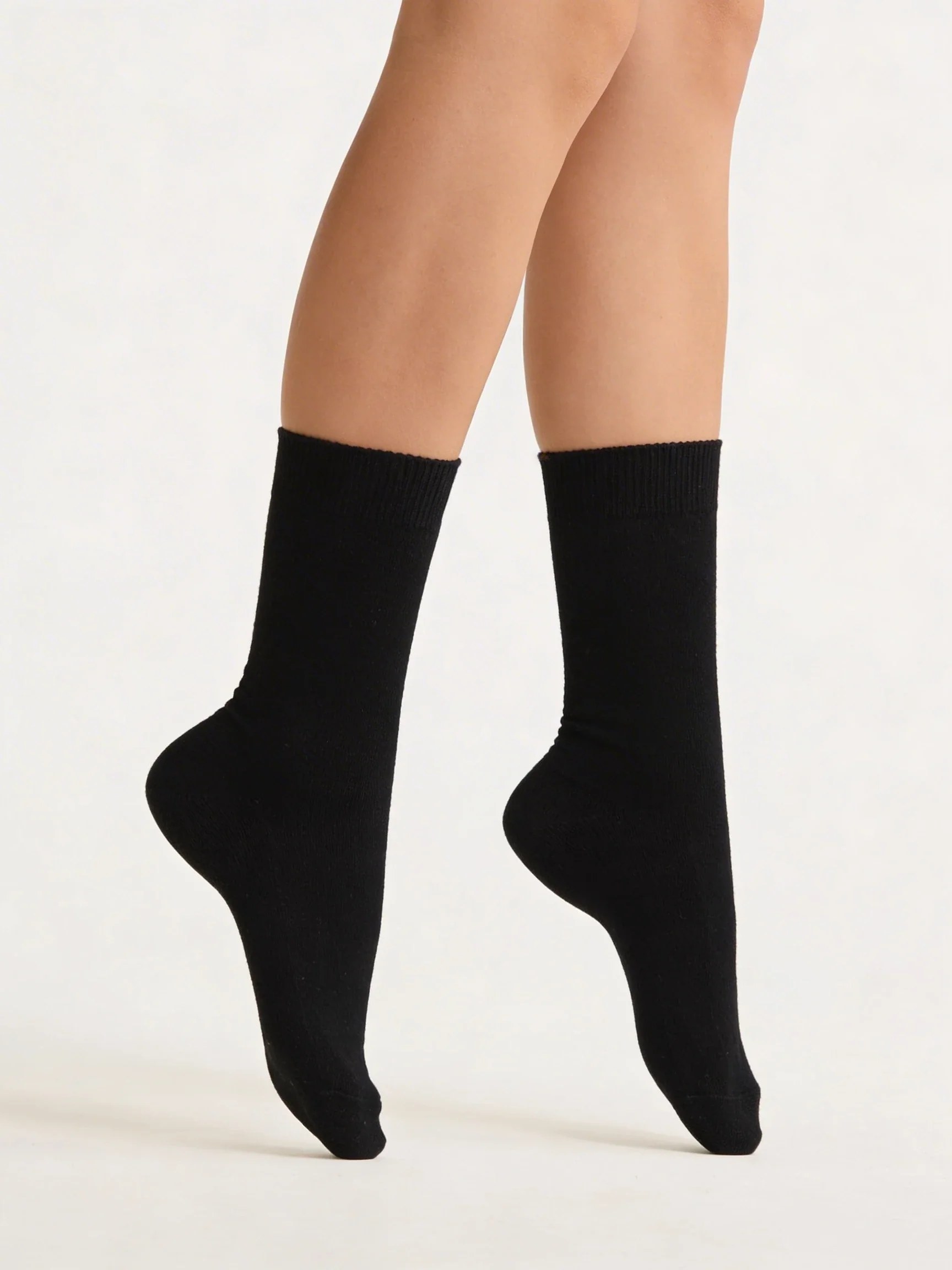 Ribbed Crew Socks