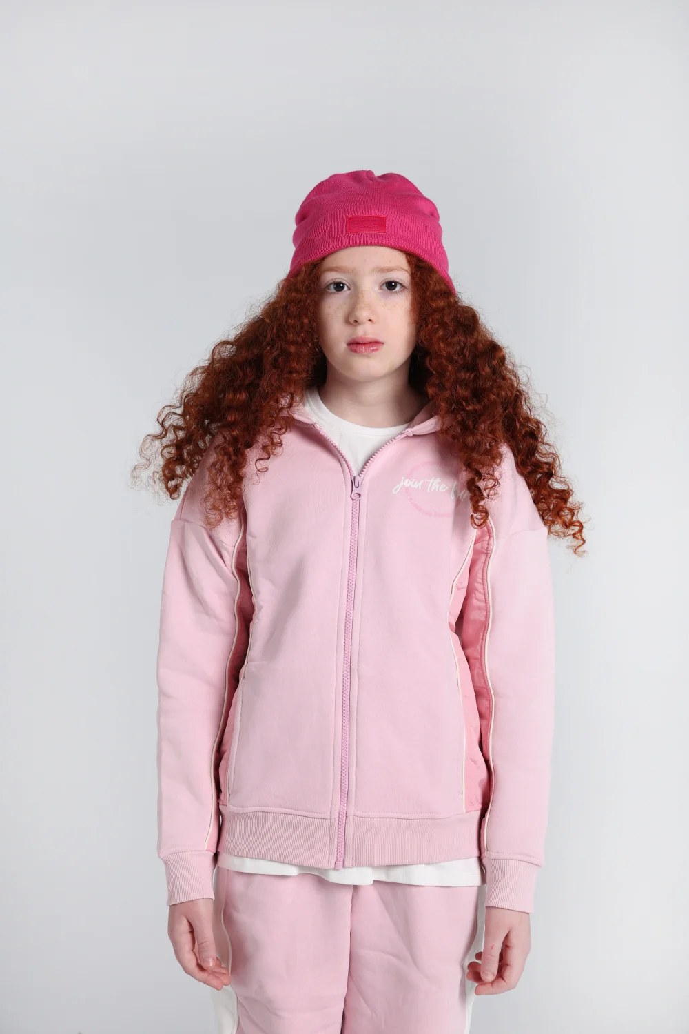 teens cotton hoodie – pink with “join the fun” print