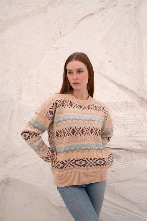 Beige Women’s Patterned Knit Pullover