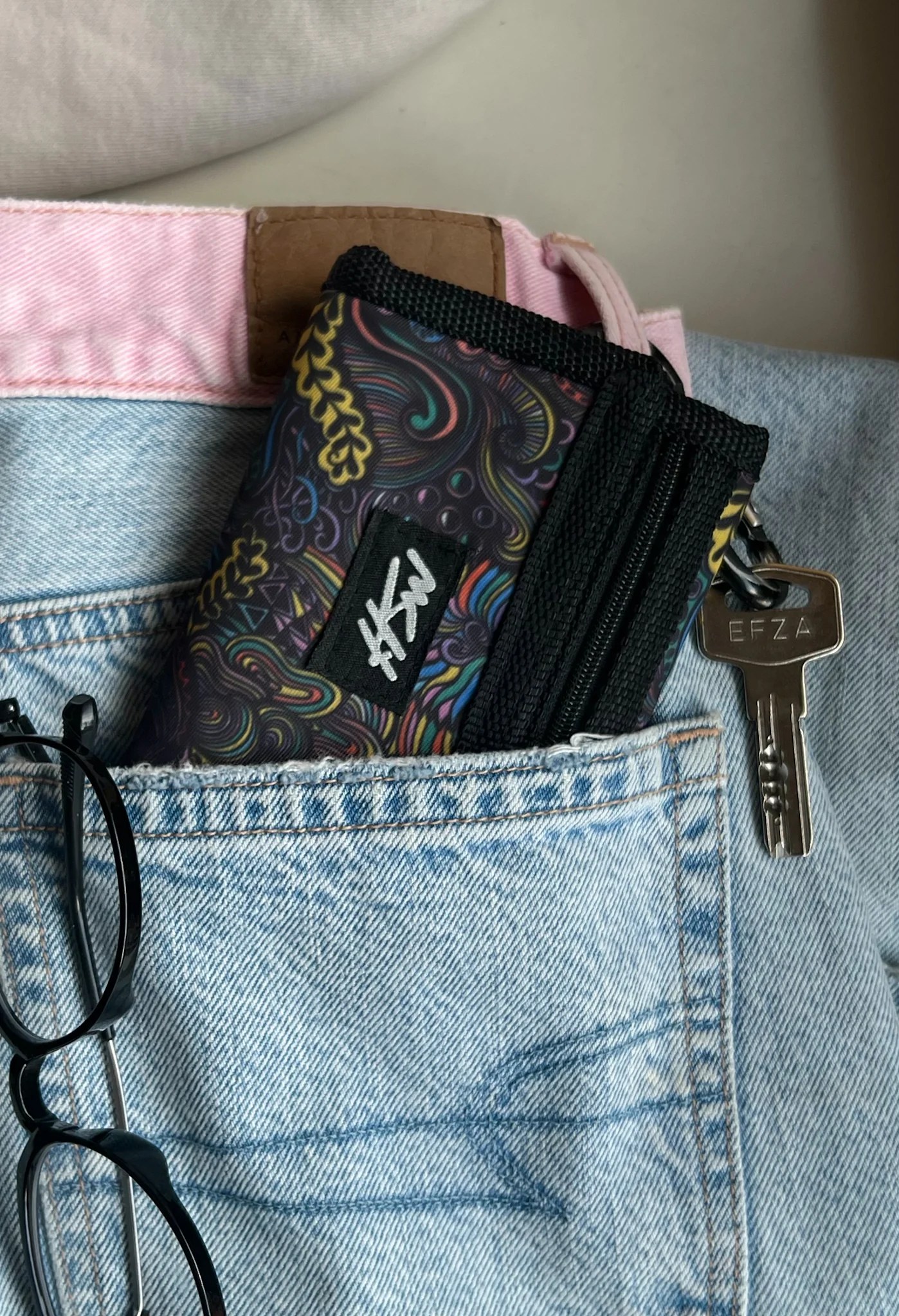 URBAN MULTICOLOR WALLET